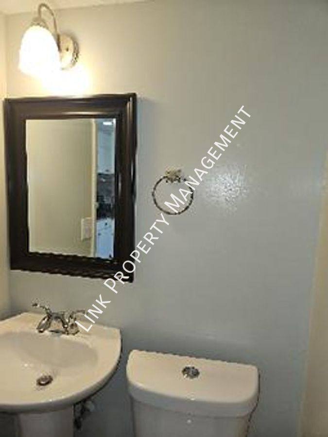 Townhouse for rent at 1640 Keeble St, Chattanooga, TN 37412