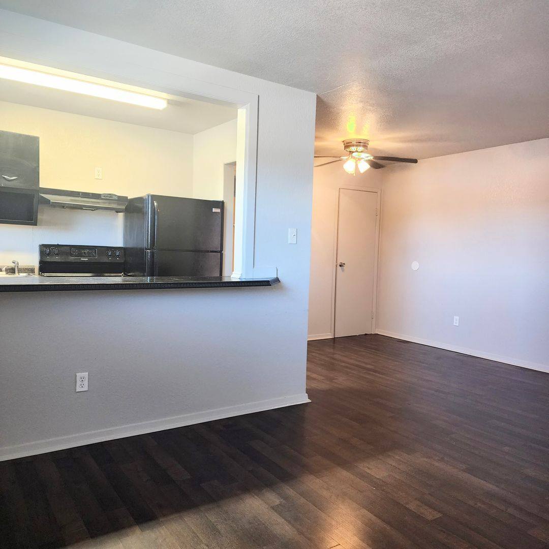 Apartment for rent at 1100 Fair Park Blvd, Little Rock, AR 72204