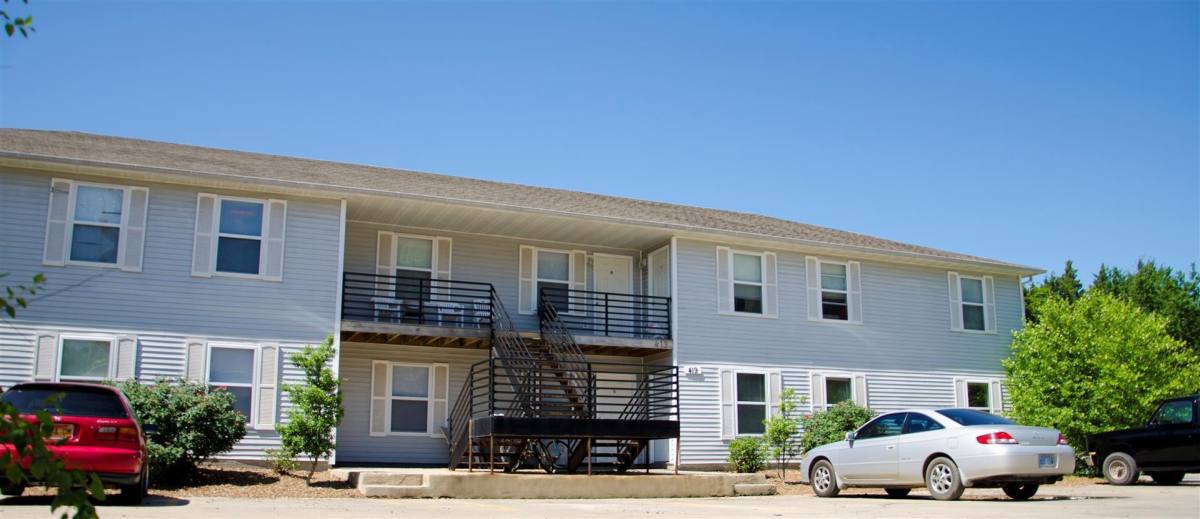 Apartment for rent at 503 W Ford Ave, Pittsburg, KS 66762