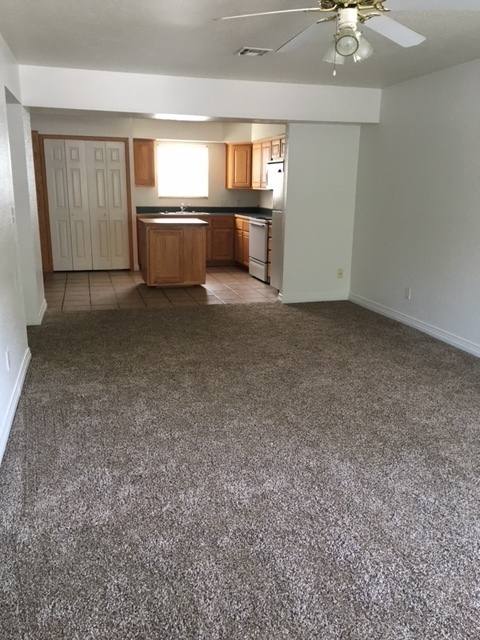 Apartment for rent at 503 W Ford Ave, Pittsburg, KS 66762