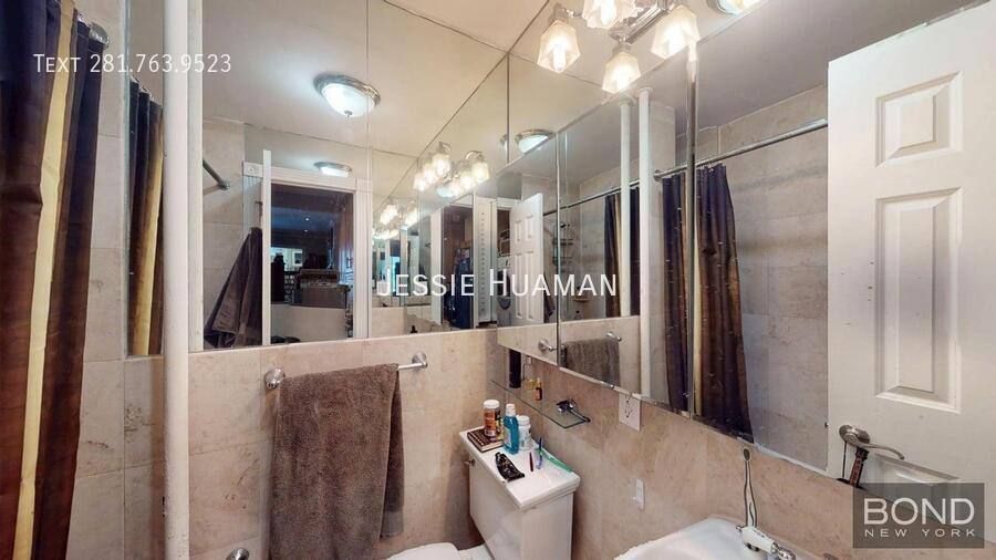 Apartment for rent at 52 Barrow St #B, New York, NY 10014