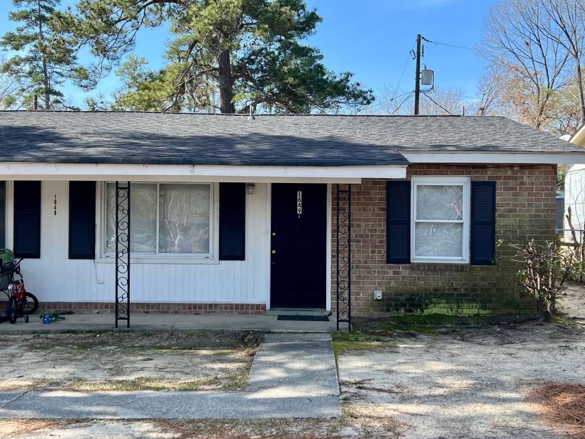 House for rent at 1649-B S Beltline Blvd, Columbia, SC 29205