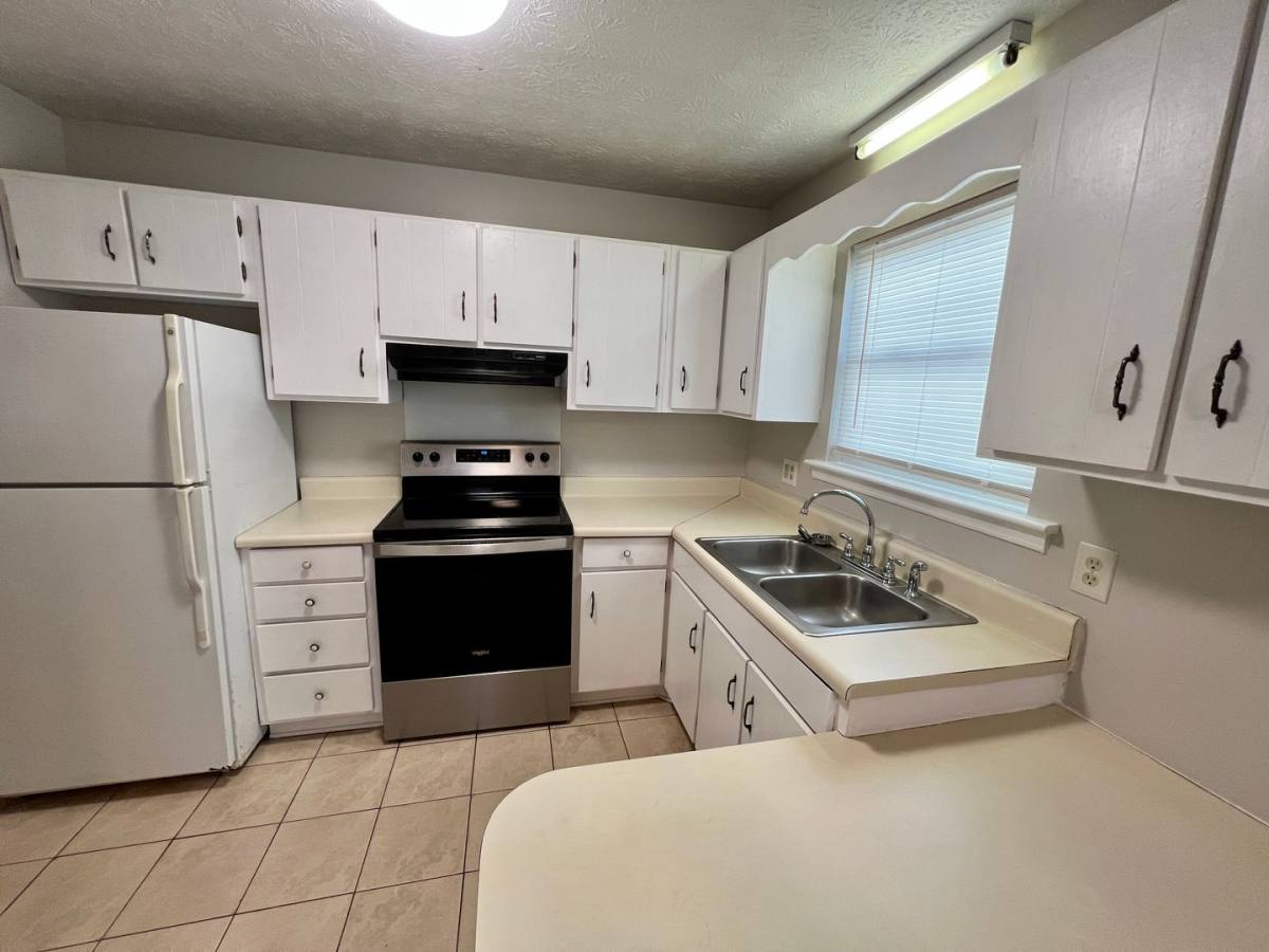 House for rent at 1649-B S Beltline Blvd, Columbia, SC 29205