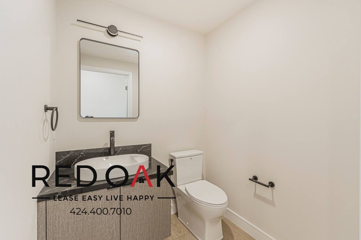 Condo for rent at 5320 Cartwright Ave #508, North Hollywood, CA 91601