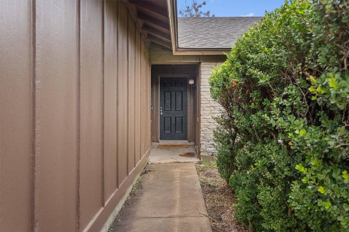 Apartment for rent at 5304 Indio Circle #5304B, Austin, TX 78745