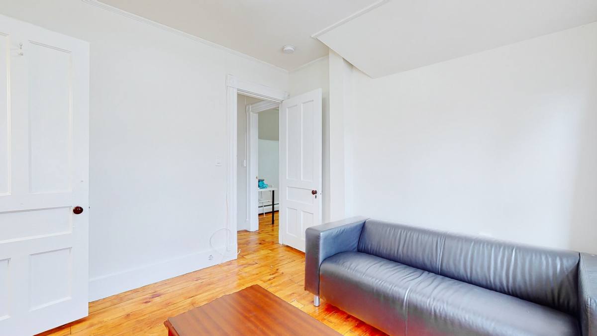 Apartment for rent at 208 Canner St, New Haven, CT 06511