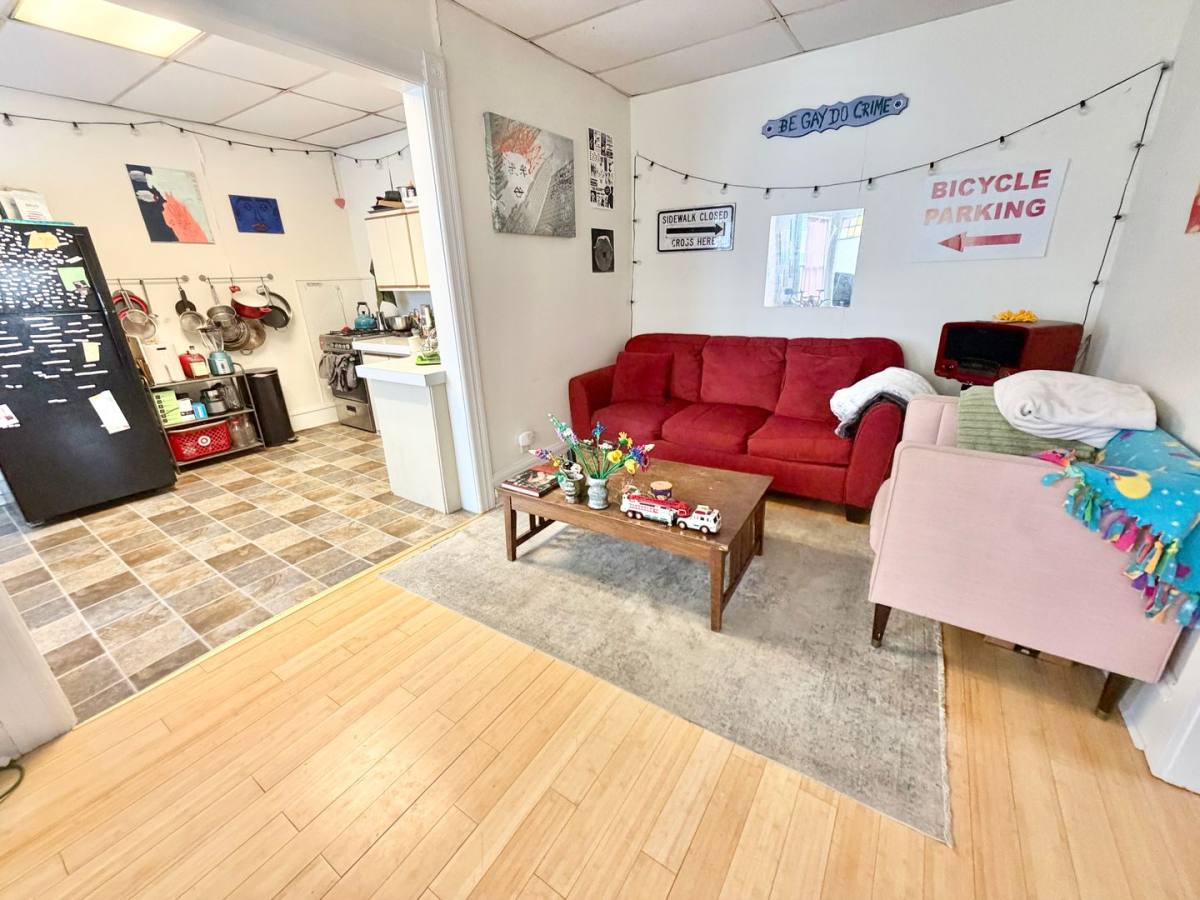 Apartment for rent at 81-83 Monroe St, Burlington, VT 05401