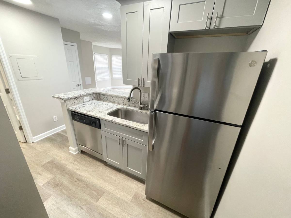 Apartment for rent at 415 W 10th St, Charlotte, NC 28202