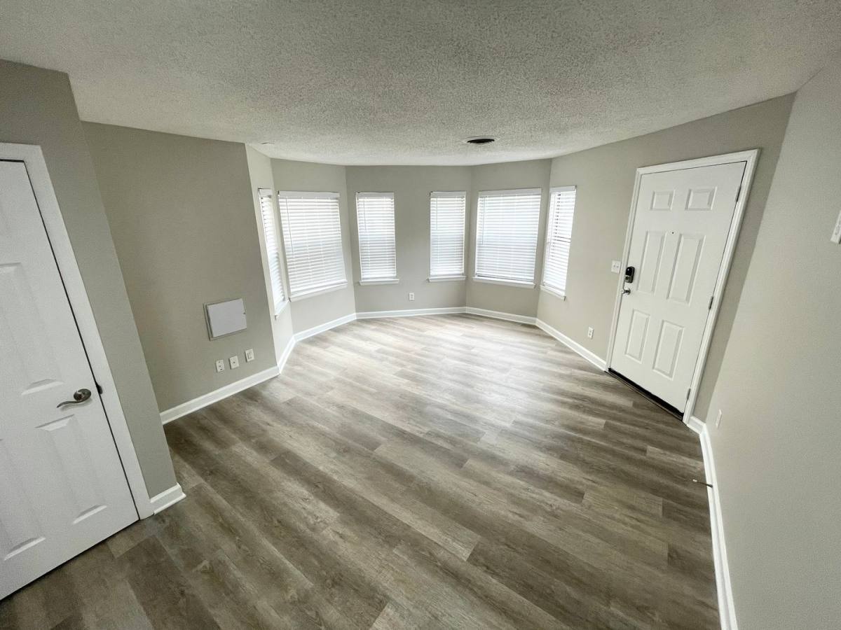 Apartment for rent at 415 W 10th St, Charlotte, NC 28202