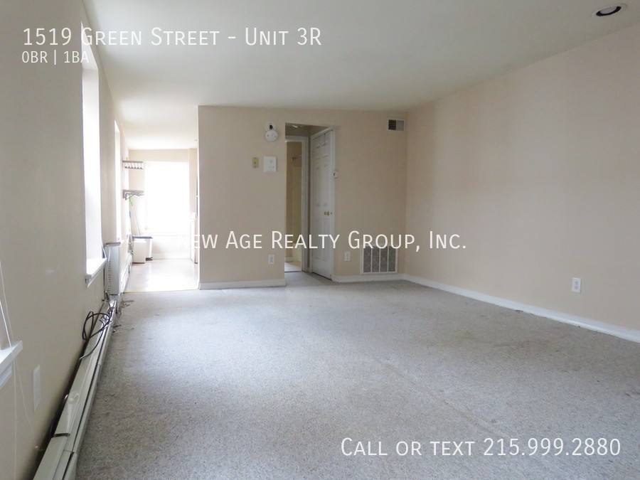 Apartment for rent at 1519 Green St #3R, Philadelphia, PA 19130