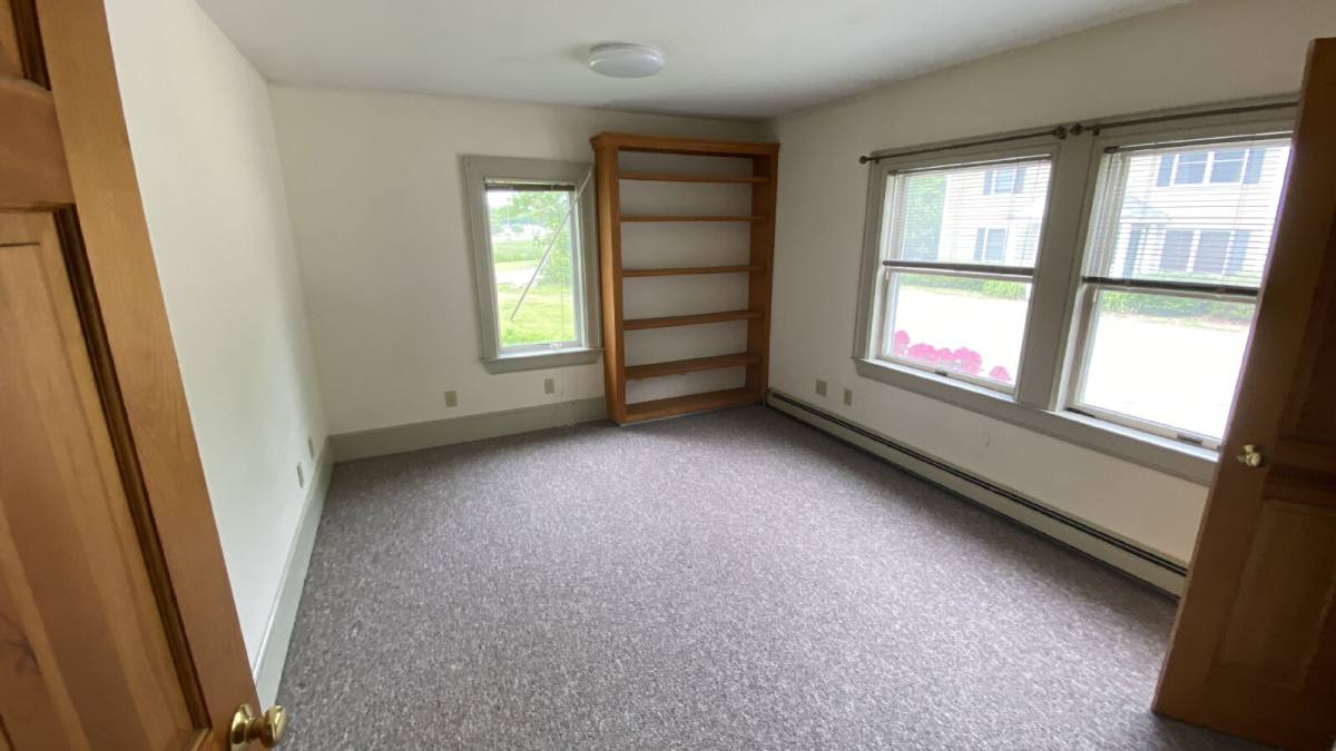 Apartment for rent at 277 Mast Rd #3, Durham, NH 03824