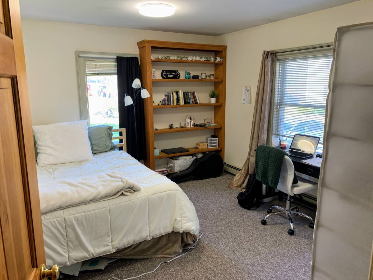 Apartment for rent at 277 Mast Rd #3, Durham, NH 03824