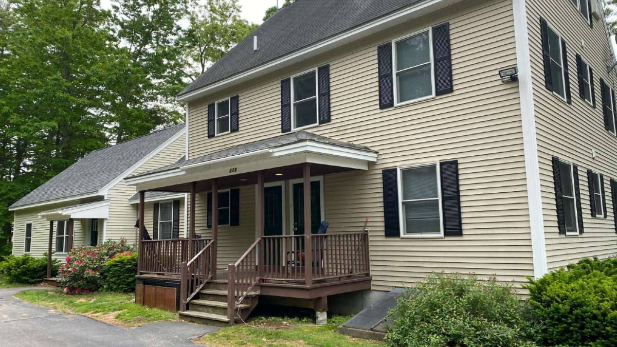 Apartment for rent at 279 Mast Rd #1, Durham, NH 03824