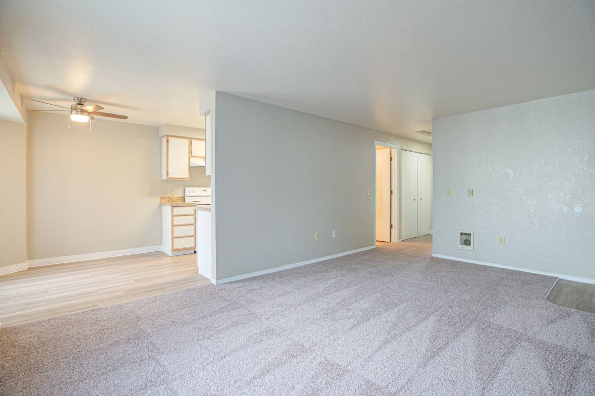 Apartment for rent at 4200 Sunnyview Road, NE, Salem, OR 97305