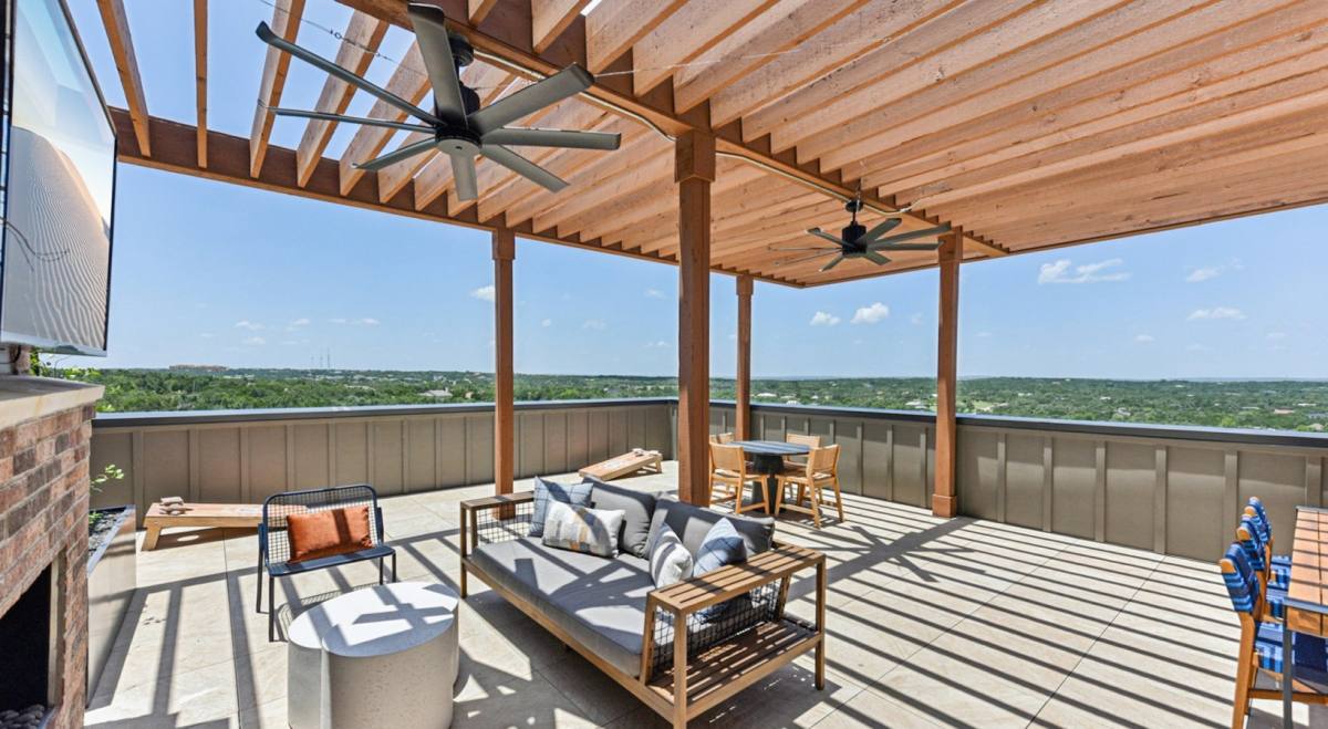 Townhouse for rent at 13060 Four Star Blvd #A2-33, Austin, TX 78737
