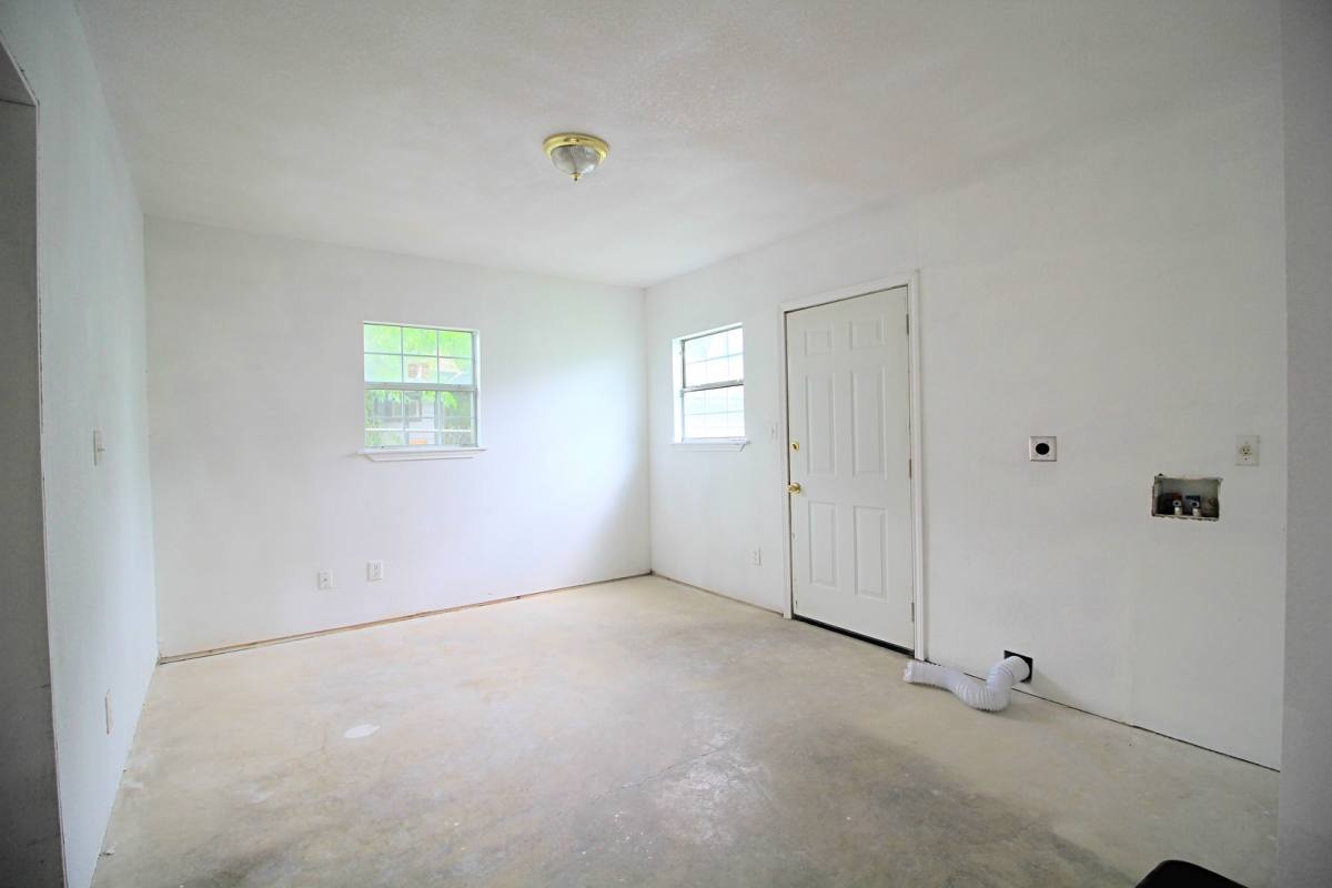 House for rent at 319 Noria St, San Antonio, TX 78207