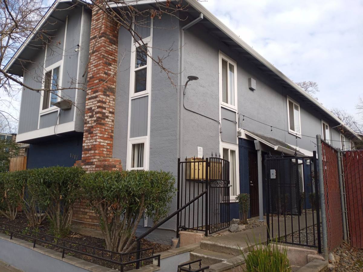 Apartment for rent at 1717 W St, Sacramento, CA 95818