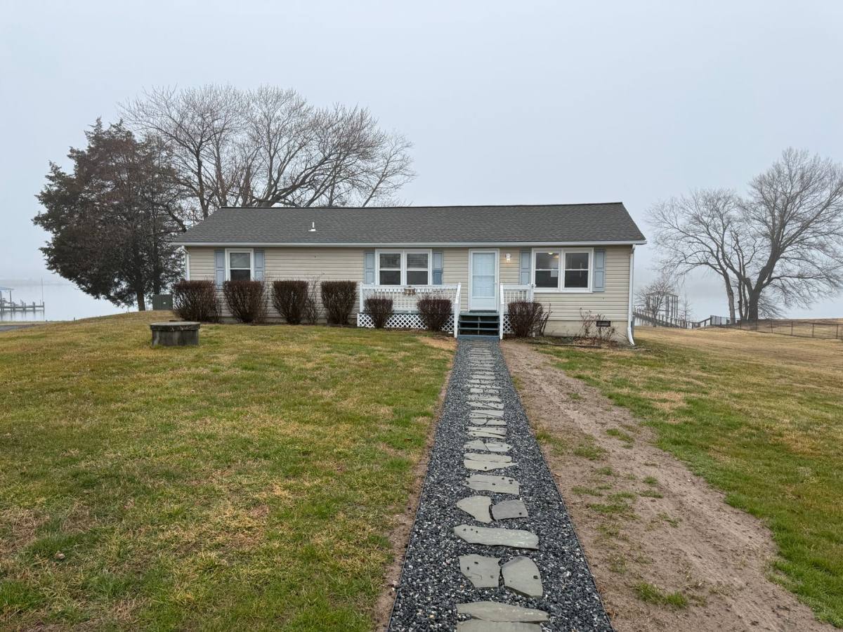 House for rent at 299 Blue Crab Loop, Montross, VA 22520