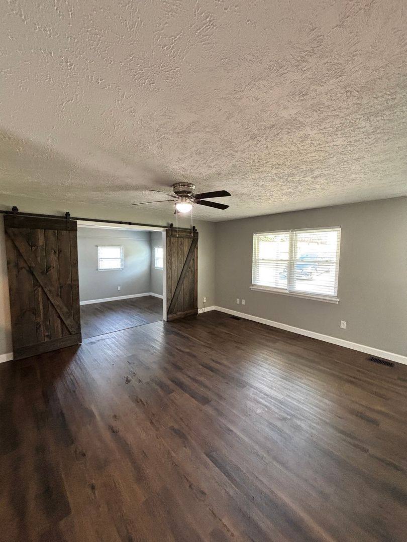 House for rent at 3421 Happy Acres Rd, Knoxville, TN 37918