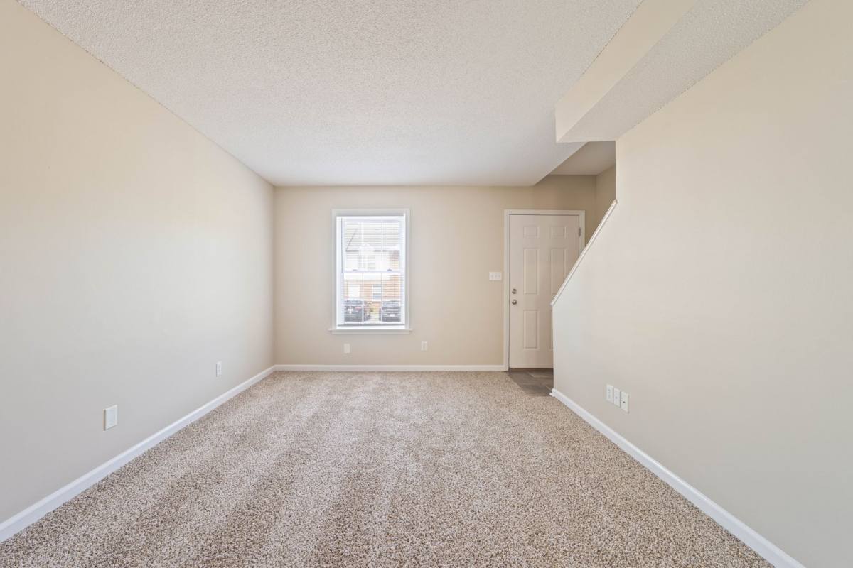 Apartment for rent at 1660 Baltimore Dr, Clarksville, TN 37043