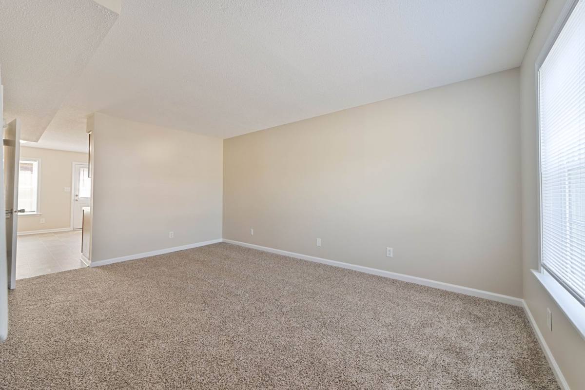 Apartment for rent at 1660 Baltimore Dr, Clarksville, TN 37043