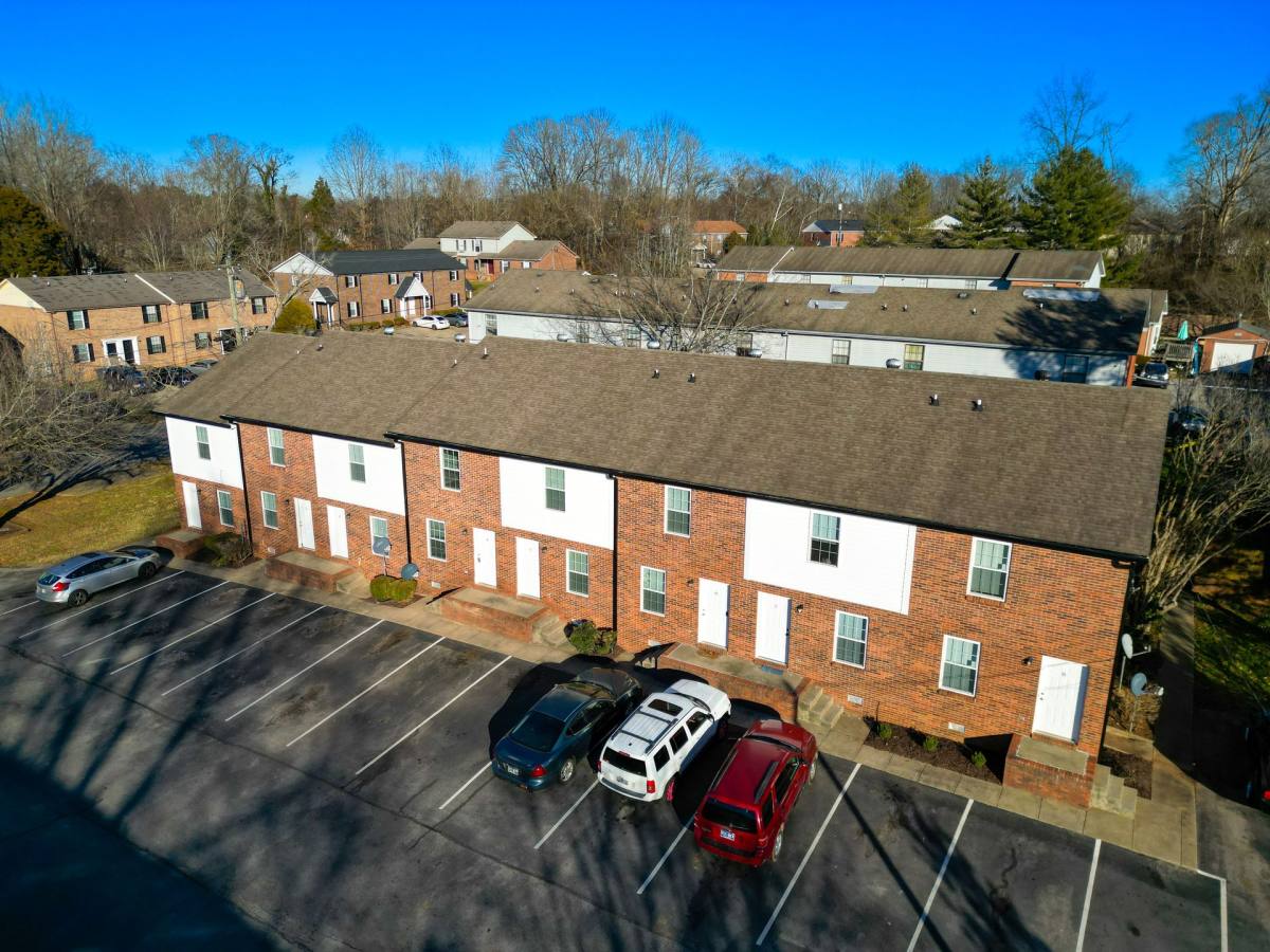 Apartment for rent at 1660 Baltimore Dr, Clarksville, TN 37043