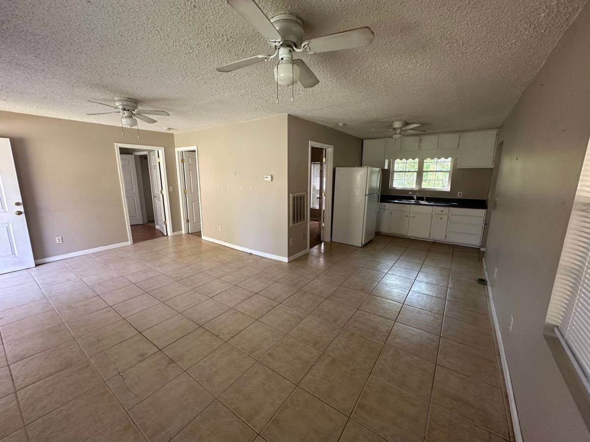 House for rent at 115 Pindal, Dallas, NC 28034