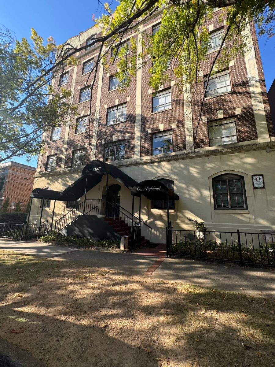 Apartment for rent at 2124 Highland Ave S, Birmingham, AL 35205