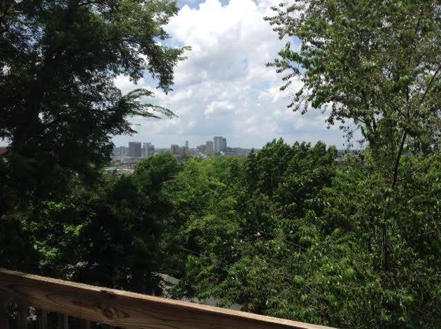 Apartment for rent at 2920 Rhodes Circle, Birmingham, AL 35205