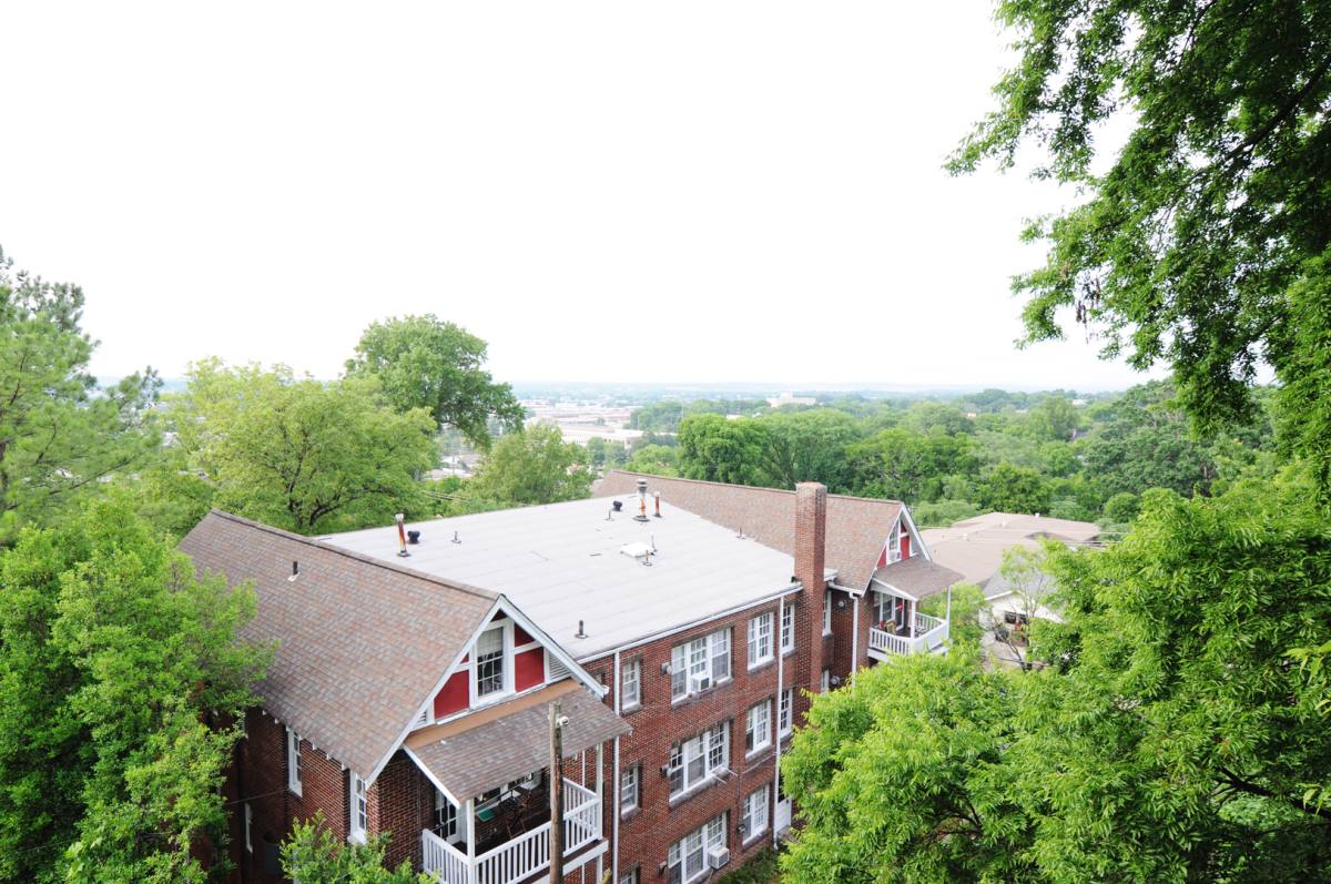 Apartment for rent at 2920 Rhodes Circle, Birmingham, AL 35205