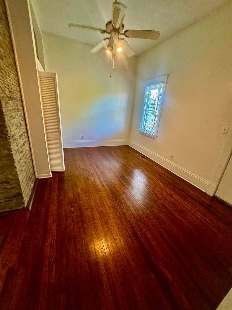 Apartment for rent at 2920 Rhodes Circle, Birmingham, AL 35205