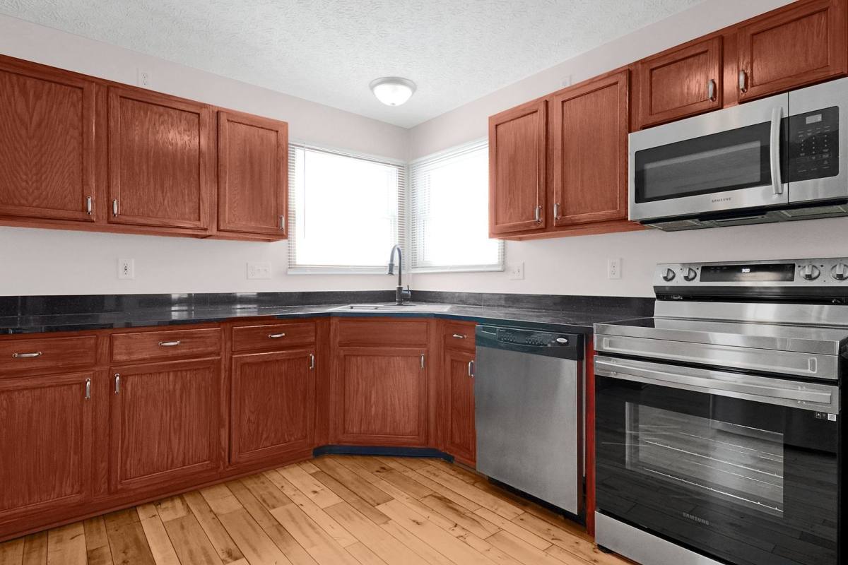 House for rent at 321 Amber Wood Way, Lewis Center, OH 43035