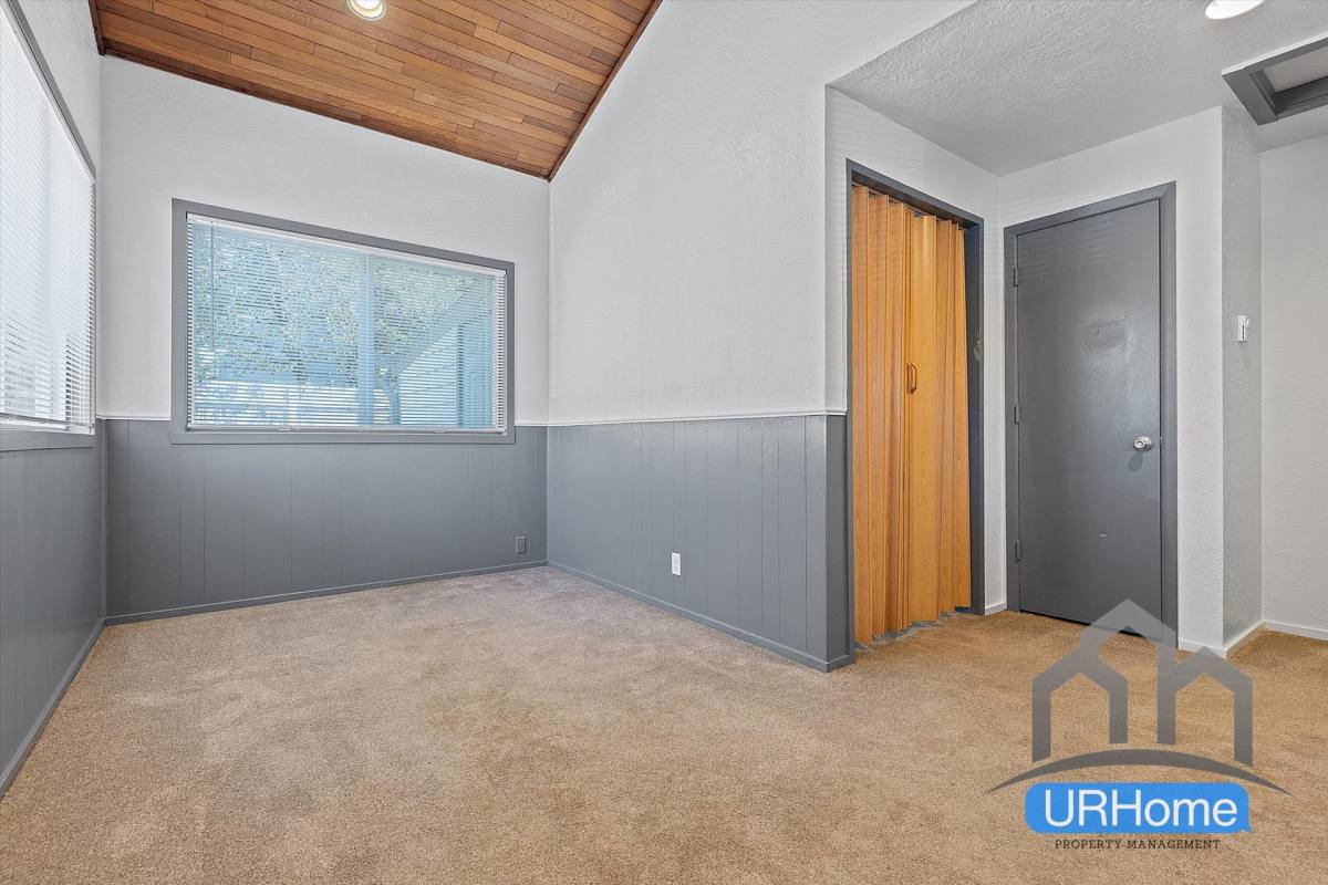 Townhouse for rent at 2329 SE 174th Ave, Portland, OR 97233