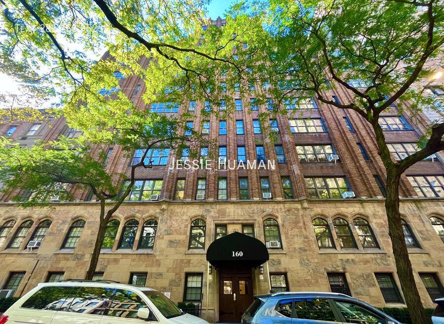Apartment for rent at 160 W 73rd St #F, New York, NY 10023