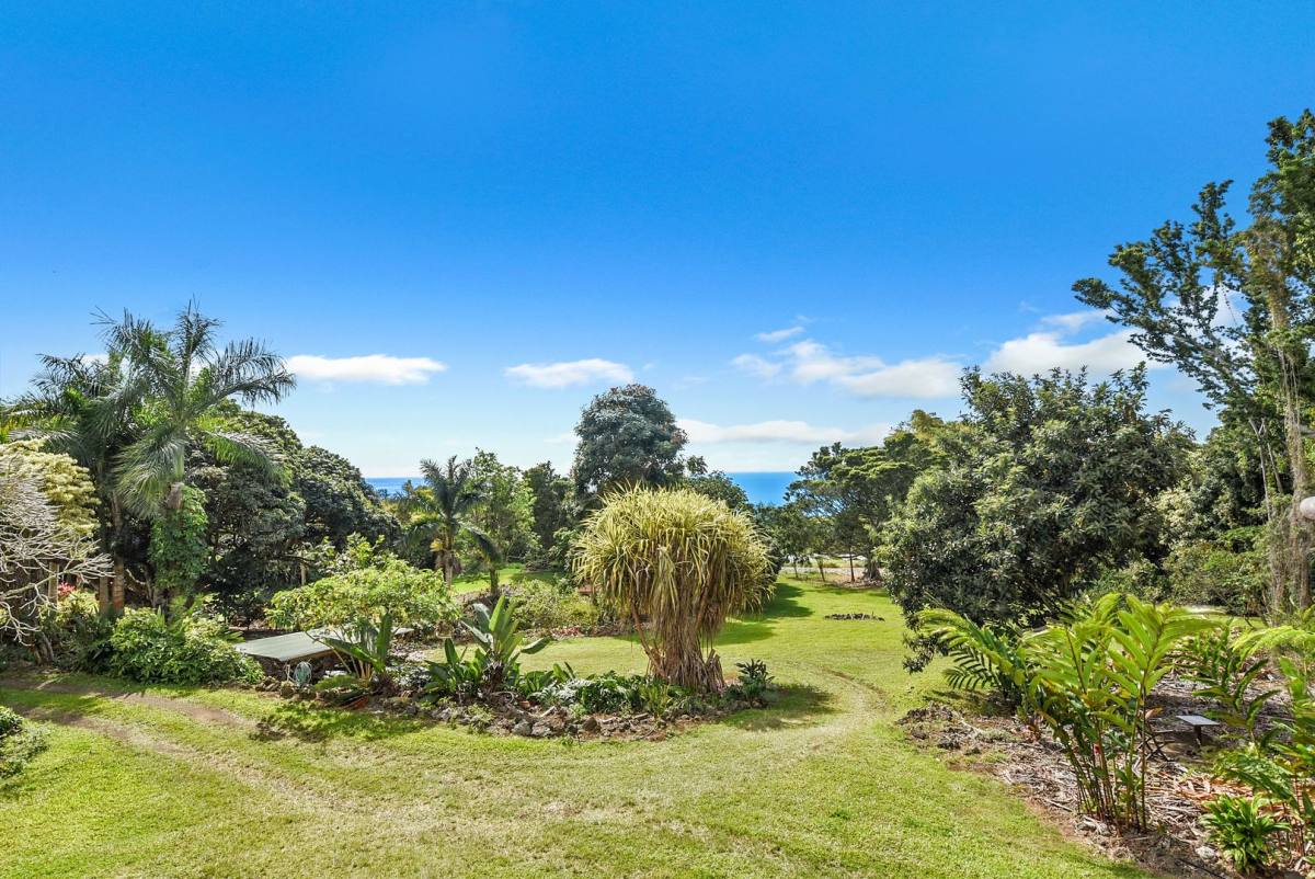 Apartment for rent at 79-973 Kealaola Rd, Kealakekua, HI 96750