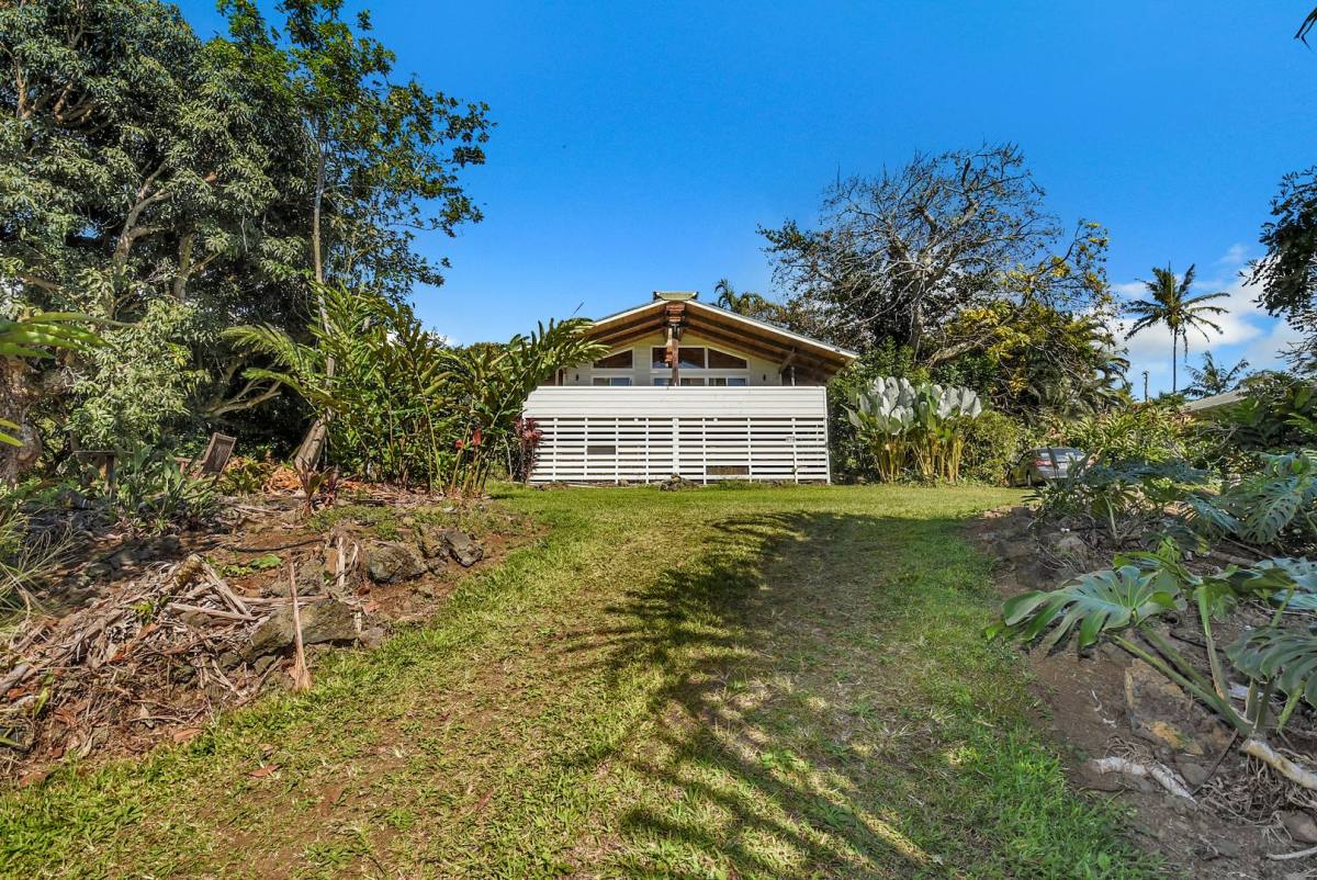Apartment for rent at 79-973 Kealaola Rd, Kealakekua, HI 96750