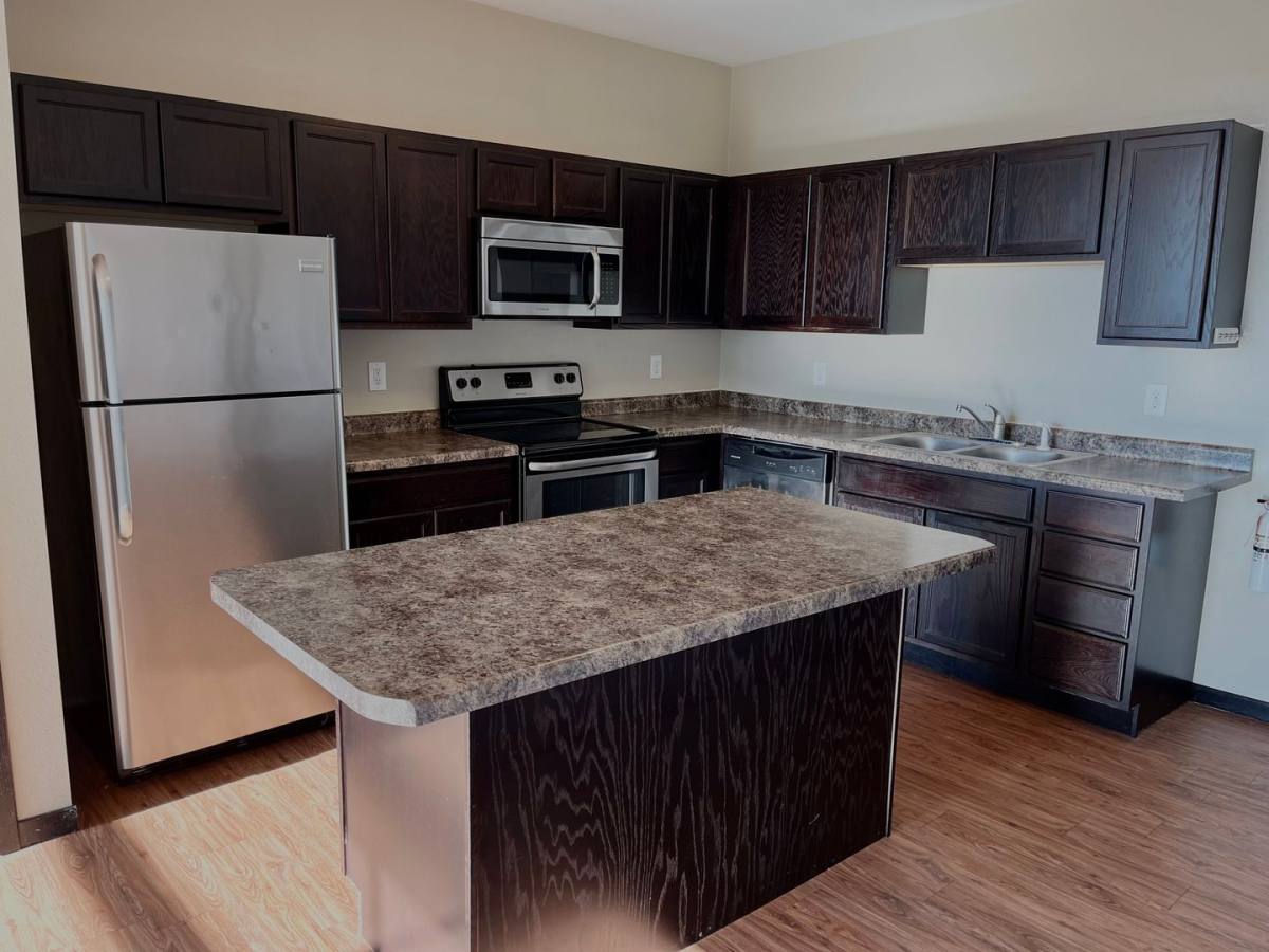 Apartment for rent at 340 Stadium Rd, Mankato, MN 56001
