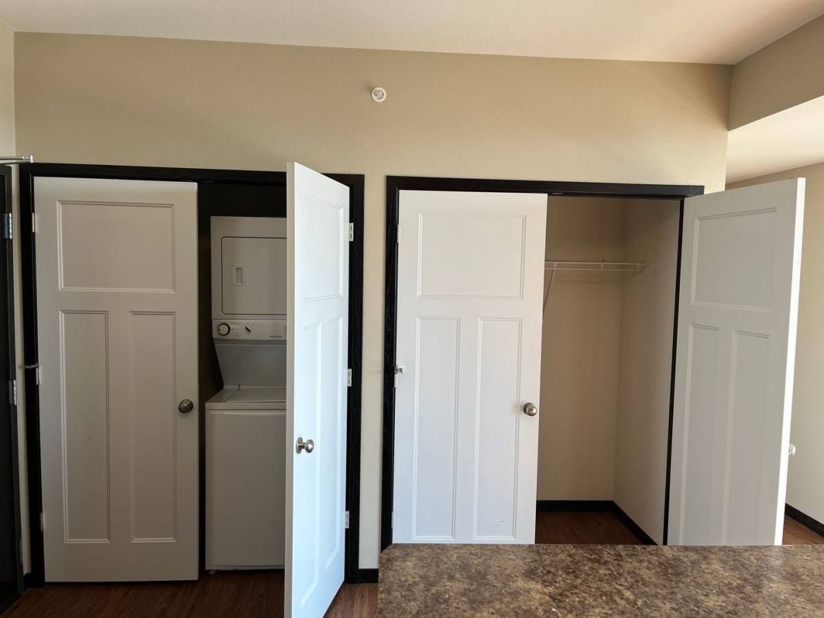 Apartment for rent at 340 Stadium Rd, Mankato, MN 56001