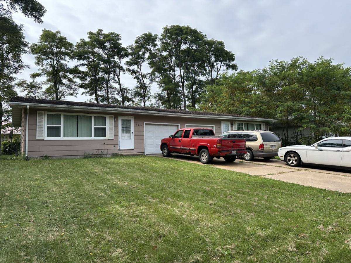 Apartment for rent at 2820-2822 Beverly Hills Dr, Eau Claire, WI 54701