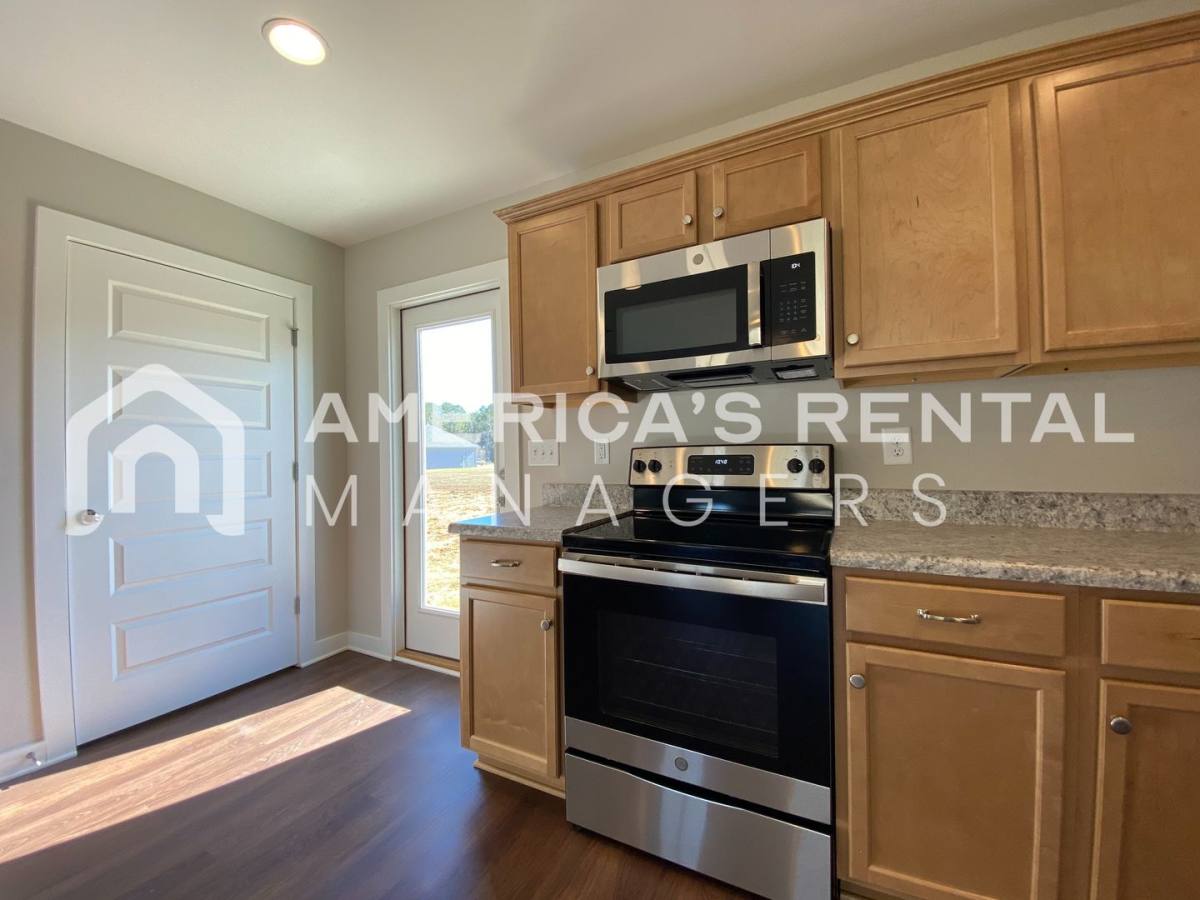 House for rent at 2795 Allison Mill Rd, Talladega, AL 35160