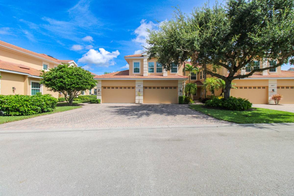 House for rent at 6017 Trophy Dr, Naples, FL 34110