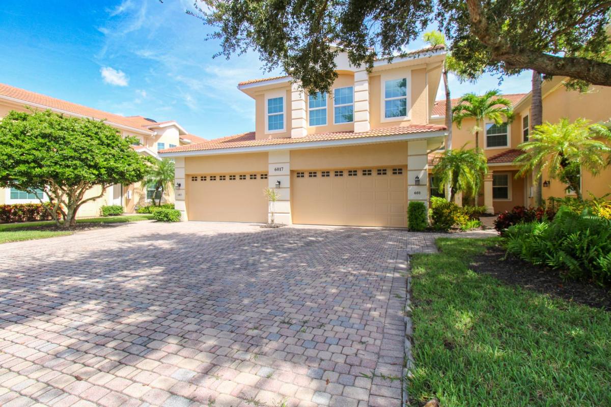 House for rent at 6017 Trophy Dr, Naples, FL 34110