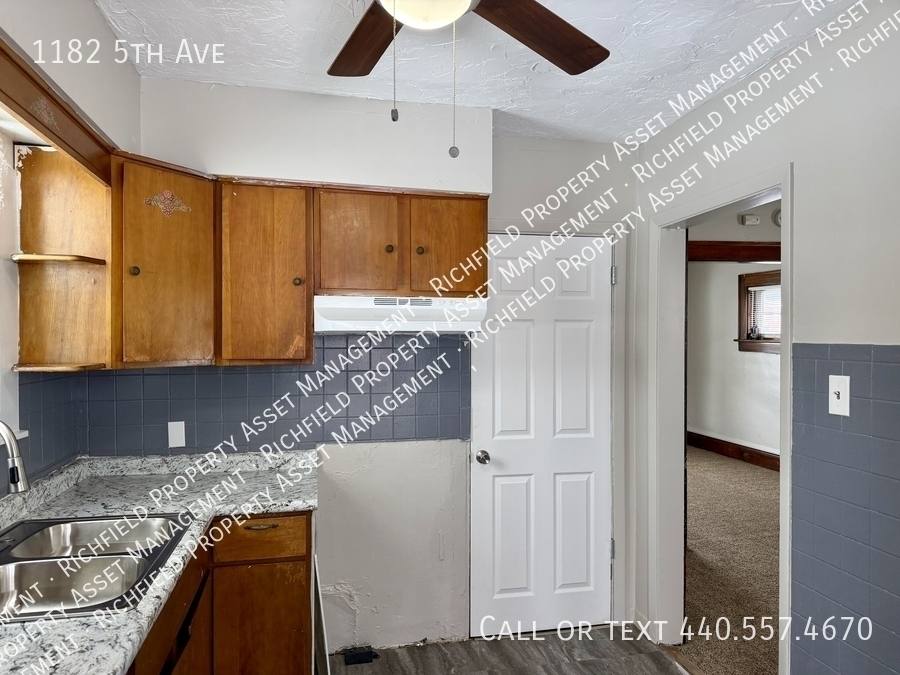 House for rent at 1182 5th Ave, Akron, OH 44306