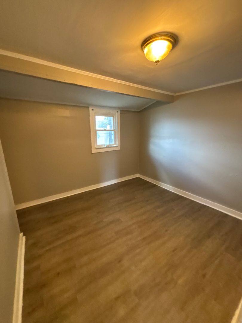 House for rent at 1900 E Ozark Ave, Gastonia, NC 28054