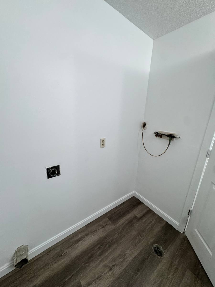 Apartment for rent at 17 Bassett St #A, Lowell, MA 01852
