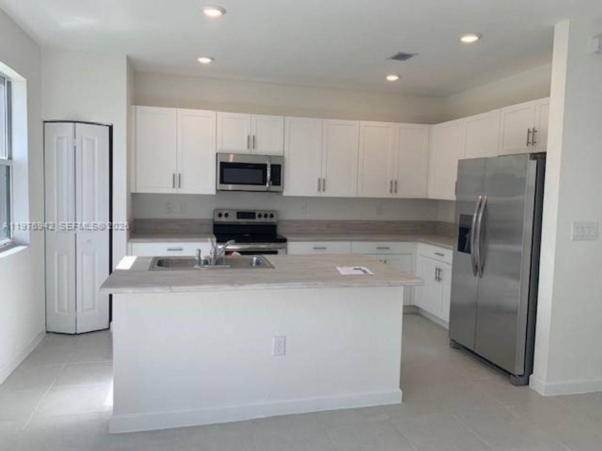 House for rent at 2608 SE 11th St, Homestead, FL 33035