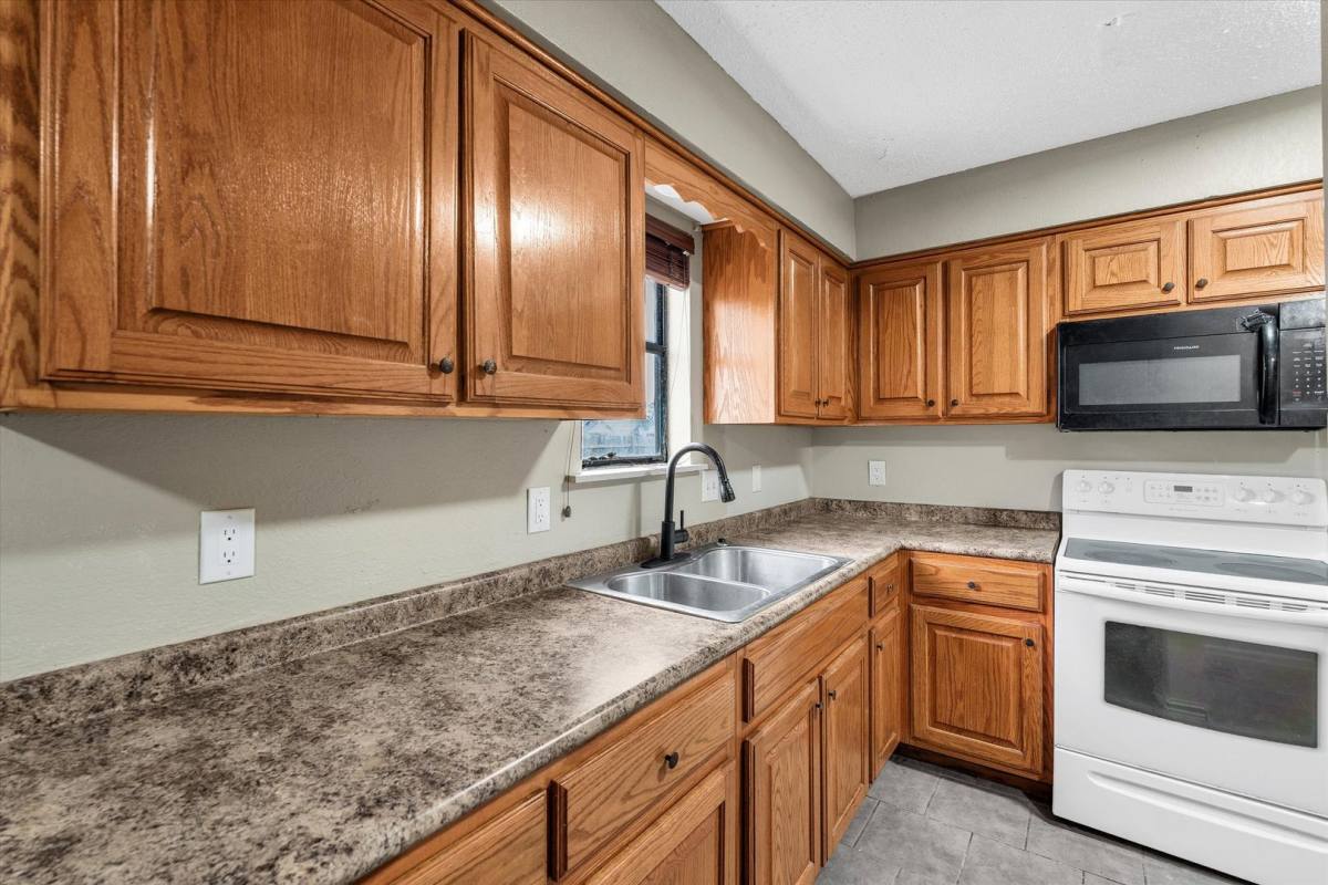 Apartment for rent at 1803-1835 Cedar Heights Dr, Jonesboro, AR 72401
