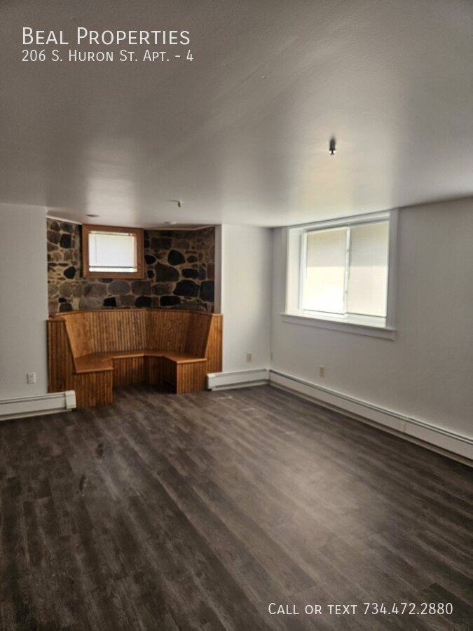 Apartment for rent at 206 S Huron St #4, Ypsilanti, MI 48197