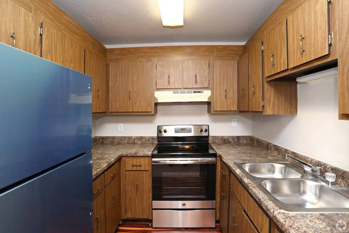 Apartment for rent at 1037 Howell Place #LAKEVIEW Residences, Aurora, IL 60505