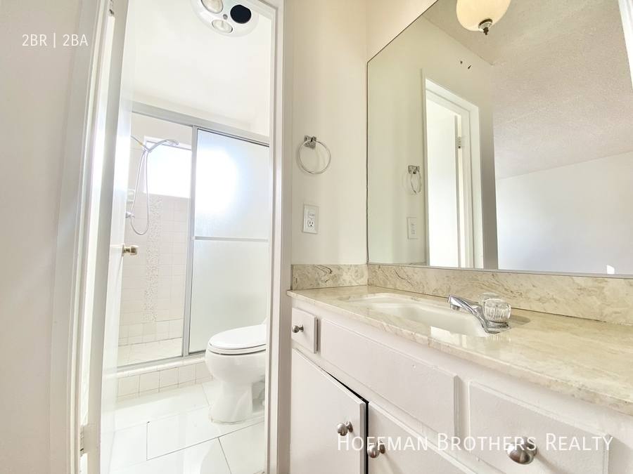 Apartment for rent at 8206 Romaine St #1, Los Angeles, CA 90046
